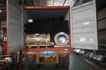 stainless-storage-tank-cap-and-plastic-accessory